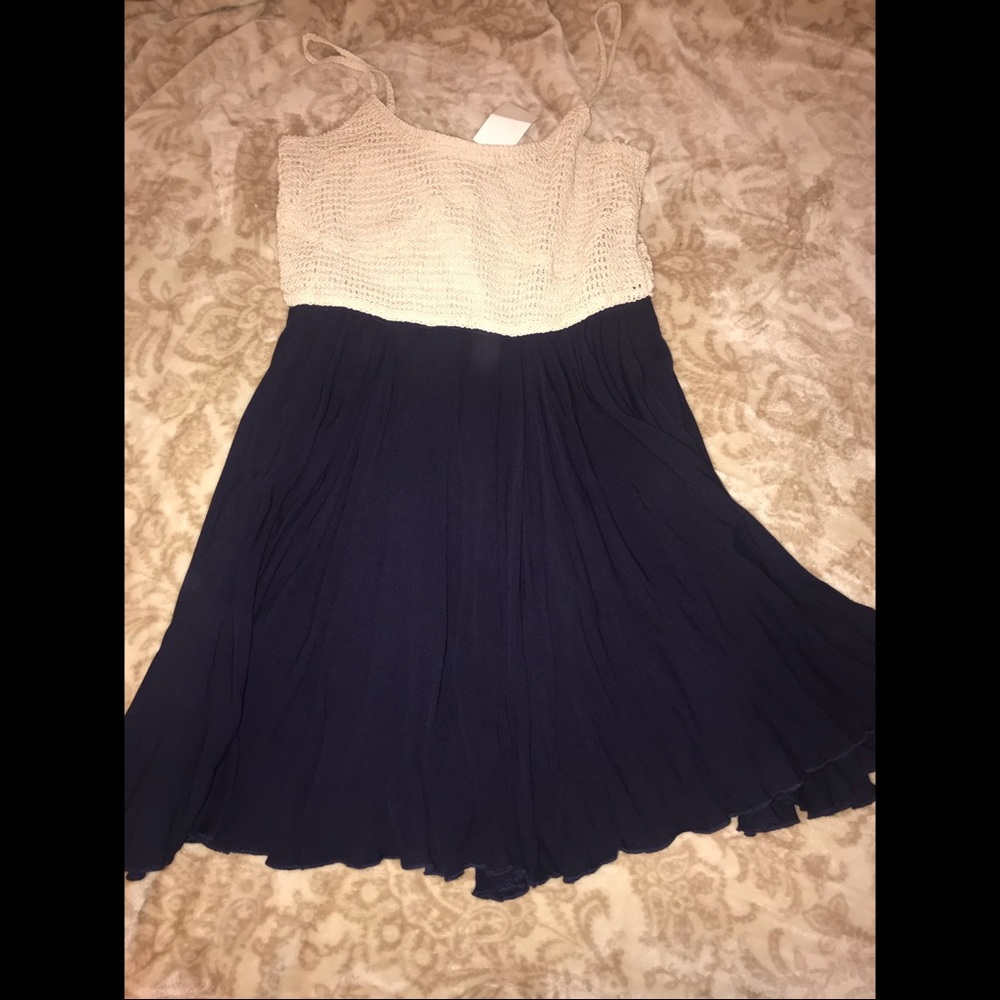 Neiman Marcus flowy spaghetti strap dress